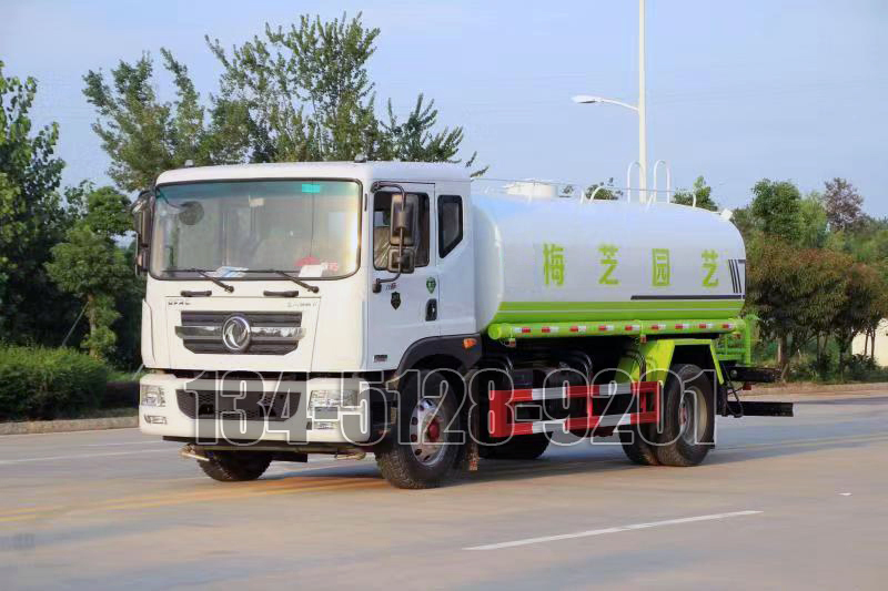国六东风D9 12方 洒水车