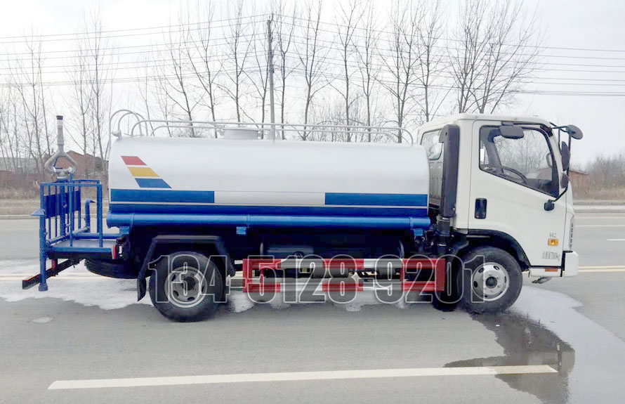 福田康瑞5吨洒水车
