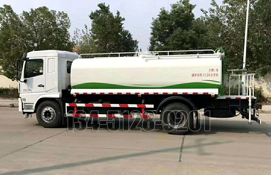 陕汽轩德12吨洒水车