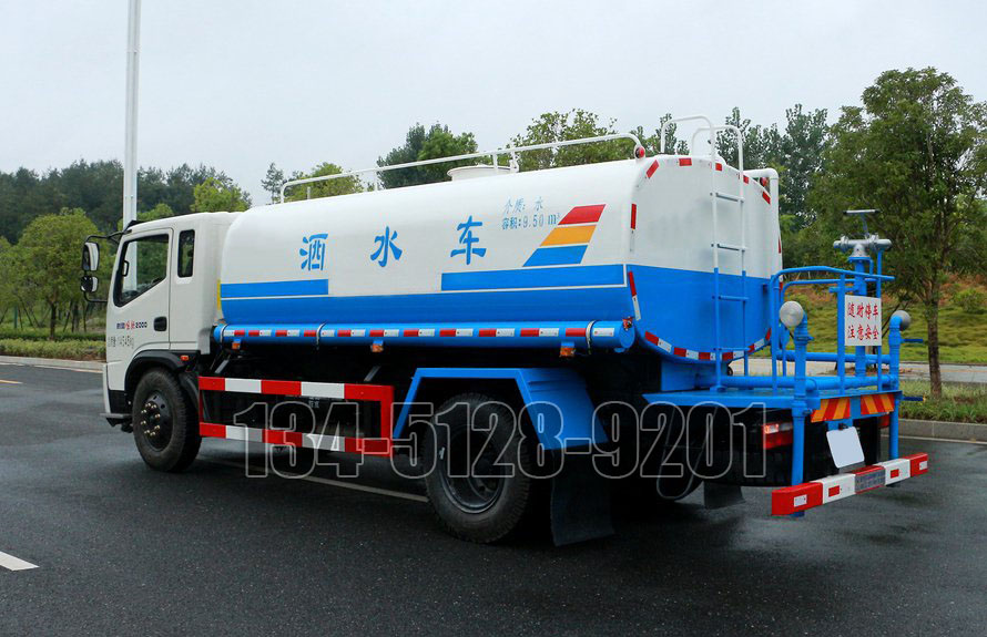 时风10吨洒水车
