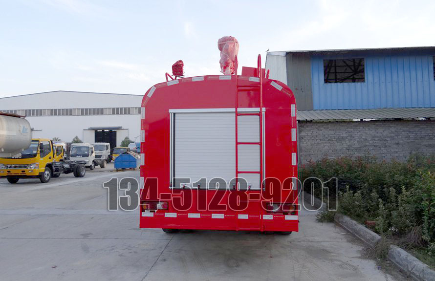 东风10吨消防洒水车
