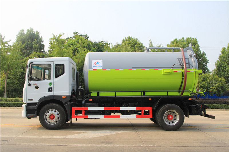 国六东风D9 12方 吸污车