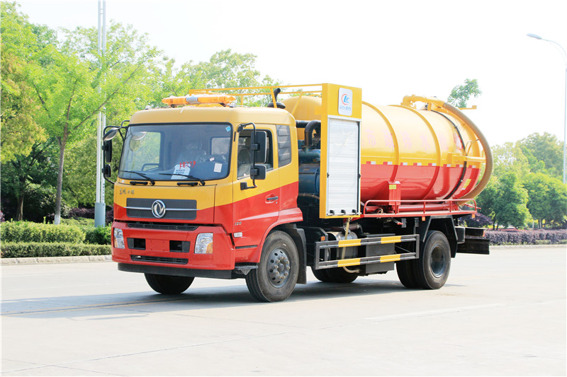 国六东风天锦带副发15方吸污车