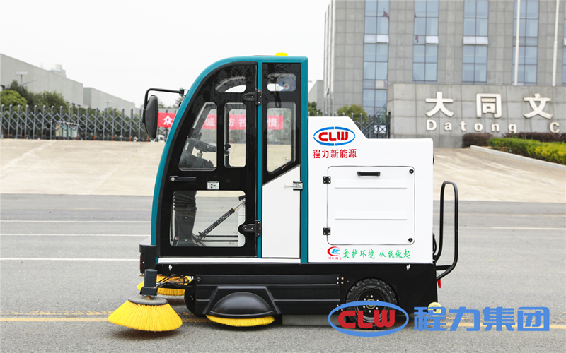程力新能源电动1800型扫地机