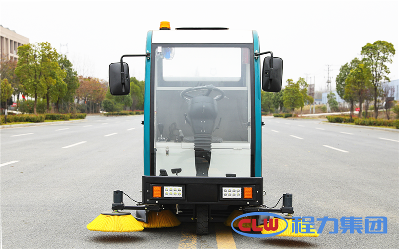 程力新能源电动1800型扫地机